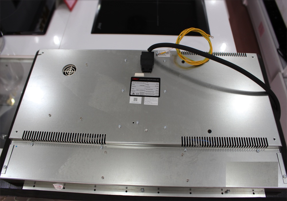 thân vỏ của bếp từ Chefs EH-DIH366