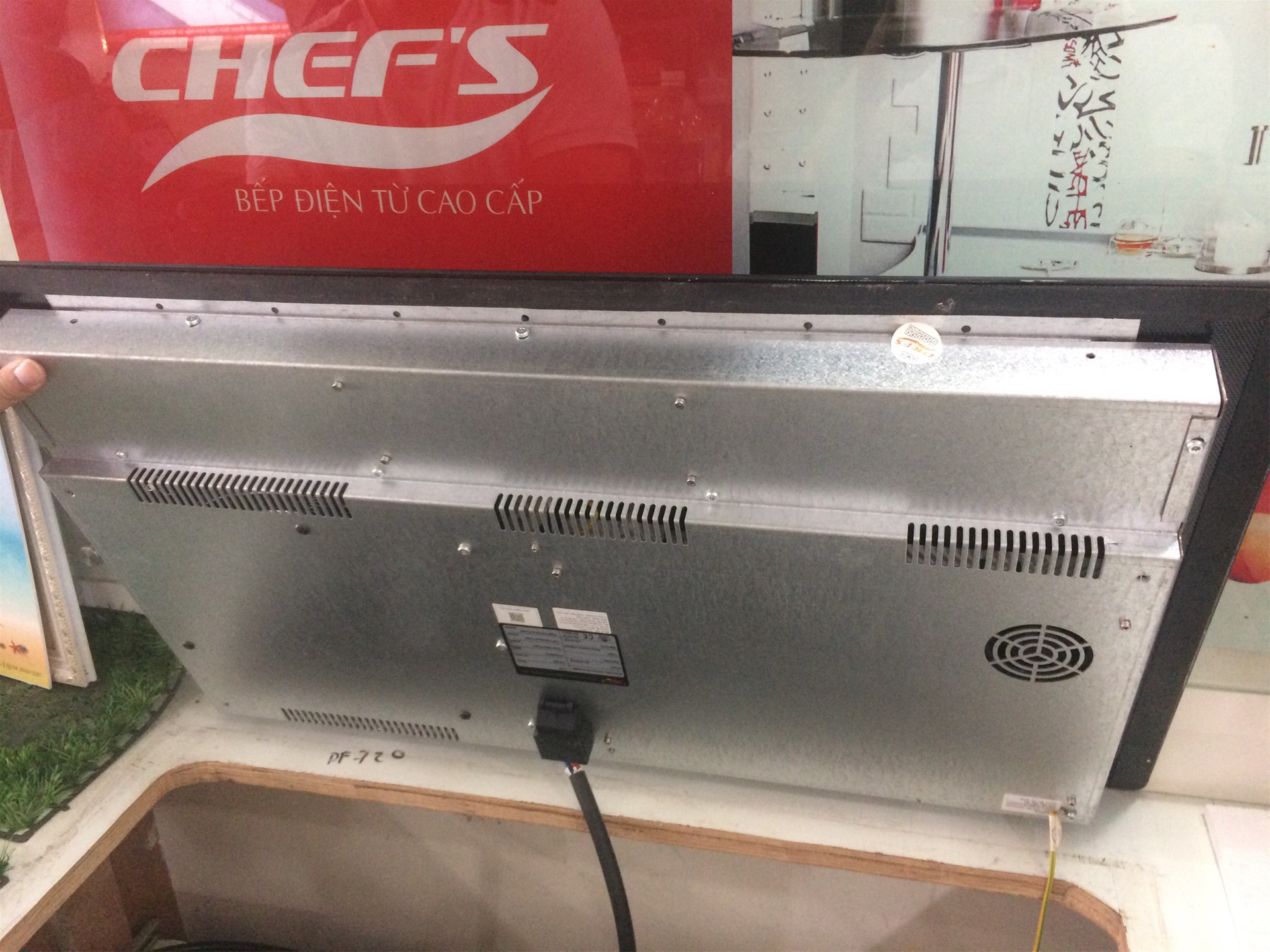 thân vỏ của bếp